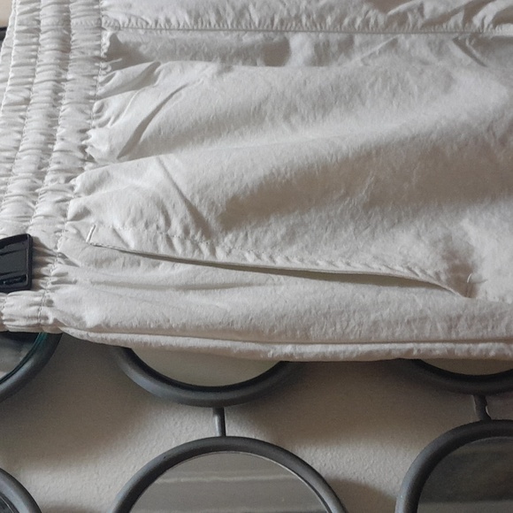 🌺ADIDAS CREAM Sweatpants - Picture 3 of 4